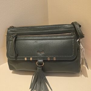 The SAK HUNTER GREEN LEATHER CROSSBODY NWT